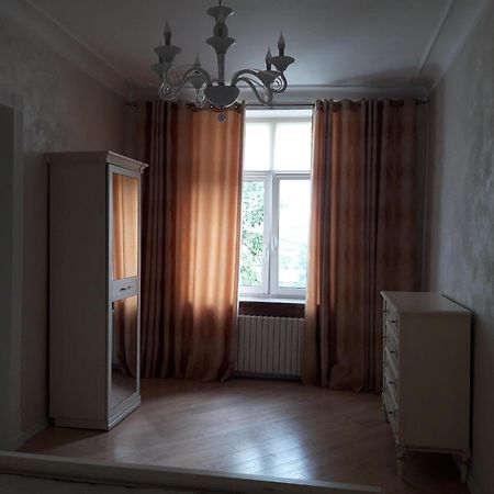 Luxury Apartment In The Center Chisinau Ngoại thất bức ảnh